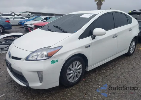 2014 Toyota Prius Plug-In из США, поврежденный, VIN JTDKN3DP2E3051430